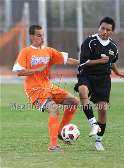 Thumbnail 1 in Bishop Gorman vs Durango photogallery.
