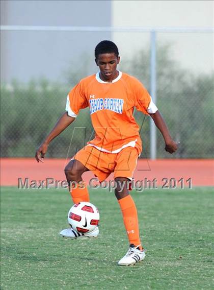 Thumbnail 3 in Bishop Gorman vs Durango photogallery.