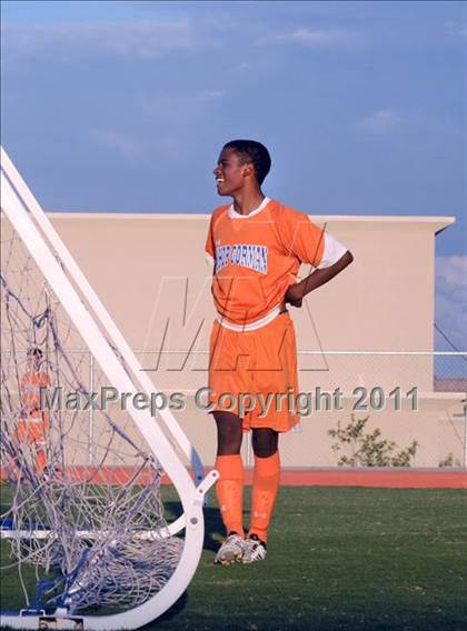 Thumbnail 2 in Bishop Gorman vs Durango photogallery.