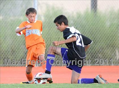 Thumbnail 2 in Bishop Gorman vs Durango photogallery.