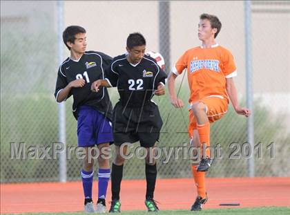 Thumbnail 3 in Bishop Gorman vs Durango photogallery.