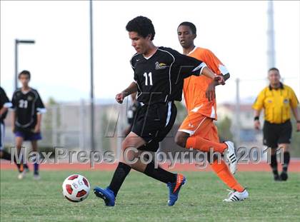 Thumbnail 1 in Bishop Gorman vs Durango photogallery.