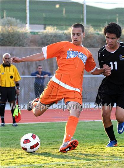 Thumbnail 1 in Bishop Gorman vs Durango photogallery.
