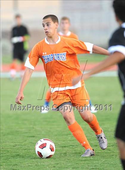 Thumbnail 2 in Bishop Gorman vs Durango photogallery.