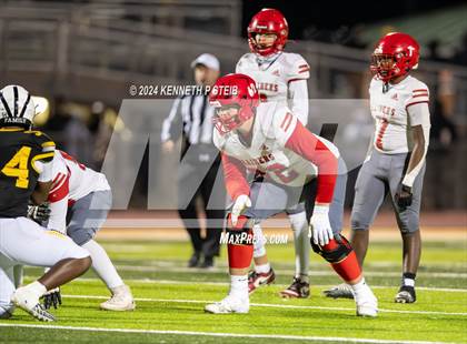 Thumbnail 2 in Pine vs. St. James (LHSAA DIII Non-Select Quarterfinals) photogallery.