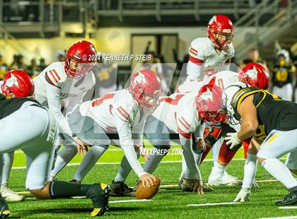 Thumbnail 2 in Pine vs. St. James (LHSAA DIII Non-Select Quarterfinals) photogallery.