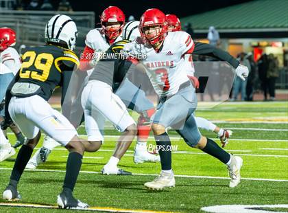 Thumbnail 3 in Pine vs. St. James (LHSAA DIII Non-Select Quarterfinals) photogallery.