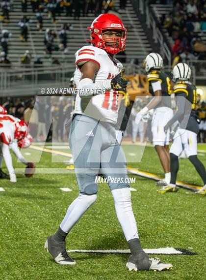 Thumbnail 2 in Pine vs. St. James (LHSAA DIII Non-Select Quarterfinals) photogallery.
