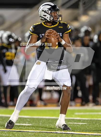 Thumbnail 1 in Pine vs. St. James (LHSAA DIII Non-Select Quarterfinals) photogallery.