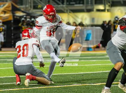 Thumbnail 1 in Pine vs. St. James (LHSAA DIII Non-Select Quarterfinals) photogallery.