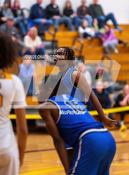 Thumbnail 1 in Wheatland-Chili @ South Seneca (NYSPHSAA Section 5 Class C3 Semifinal) photogallery.