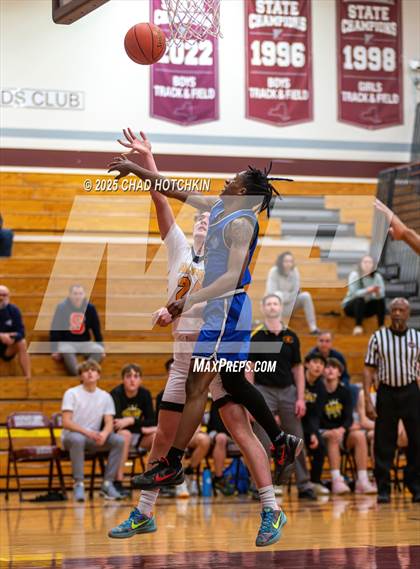 Thumbnail 1 in Wheatland-Chili @ South Seneca (NYSPHSAA Section 5 Class C3 Semifinal) photogallery.