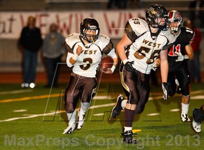 Thumbnail 3 in Hart vs. West (CIF SS Semifinal) photogallery.