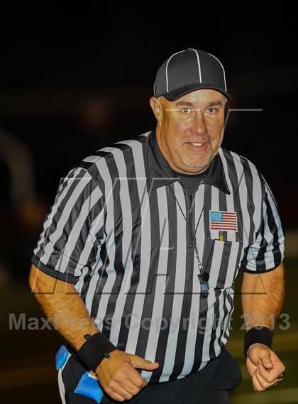 Thumbnail 1 in Hart vs. West (CIF SS Semifinal) photogallery.