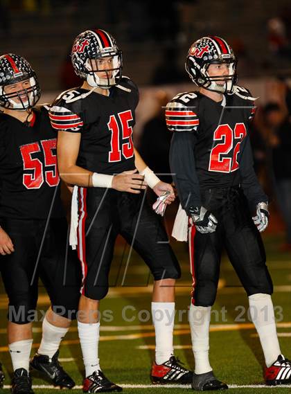 Thumbnail 3 in Hart vs. West (CIF SS Semifinal) photogallery.