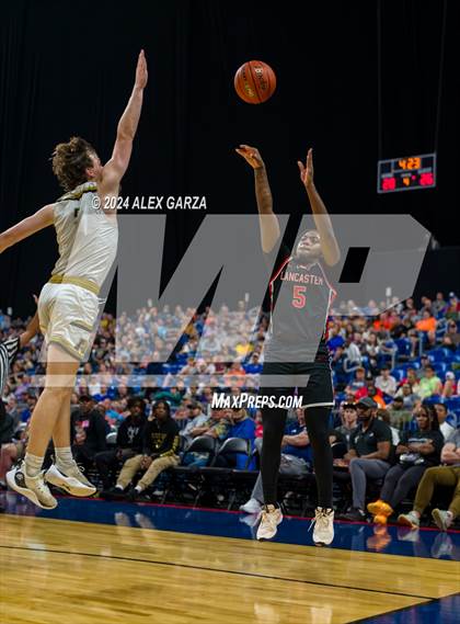 Thumbnail 3 in Amarillo vs Lancaster (UIL 5A Basketball Semifinal) photogallery.