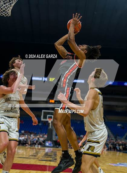 Thumbnail 2 in Amarillo vs Lancaster (UIL 5A Basketball Semifinal) photogallery.