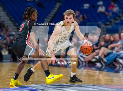 Thumbnail 3 in Amarillo vs Lancaster (UIL 5A Basketball Semifinal) photogallery.