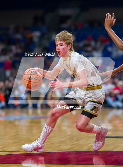Thumbnail 2 in Amarillo vs Lancaster (UIL 5A Basketball Semifinal) photogallery.