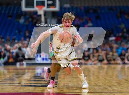 Thumbnail 2 in Amarillo vs Lancaster (UIL 5A Basketball Semifinal) photogallery.