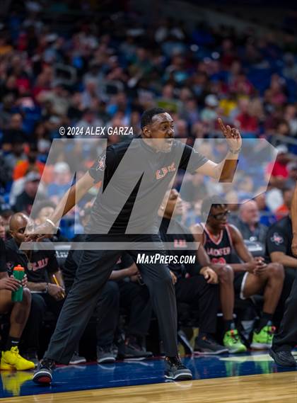 Thumbnail 2 in Amarillo vs Lancaster (UIL 5A Basketball Semifinal) photogallery.
