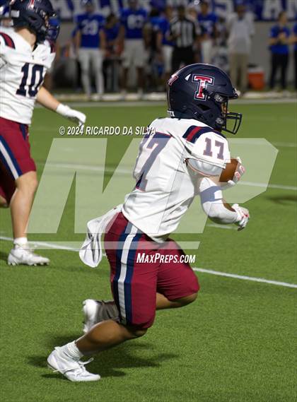 Thumbnail 3 in Tompkins vs Katy Taylor photogallery.