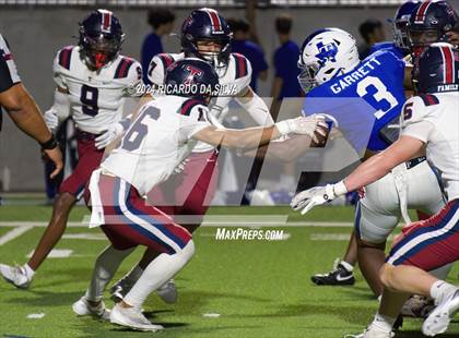 Thumbnail 3 in Tompkins vs Katy Taylor photogallery.