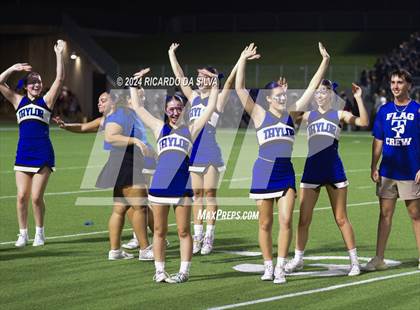 Thumbnail 2 in Tompkins vs Katy Taylor photogallery.