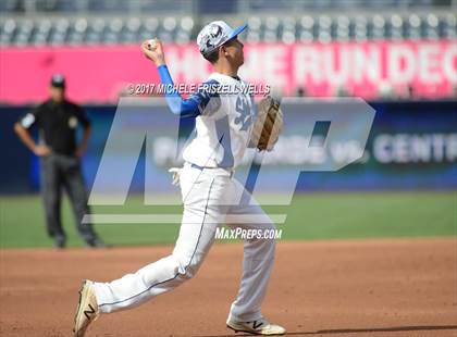 Thumbnail 2 in Palo Verde Valley @ Central at Petco Park photogallery.