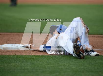 Thumbnail 2 in Palo Verde Valley @ Central at Petco Park photogallery.