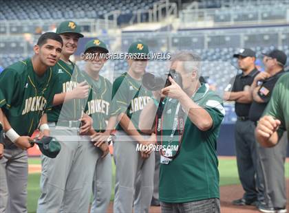 Thumbnail 3 in Palo Verde Valley @ Central at Petco Park photogallery.