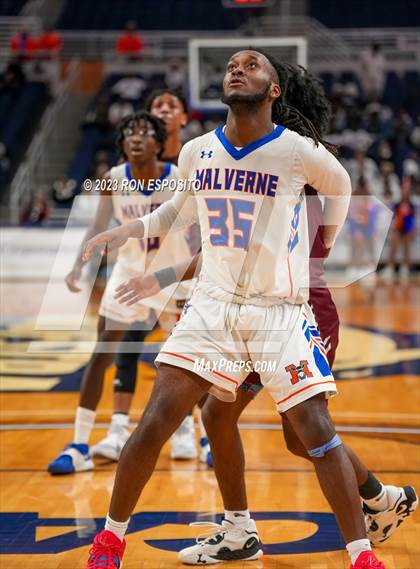 Thumbnail 2 in Southampton vs Malverne (NYSPHSAA Class B Semi-Regional Playoff) photogallery.