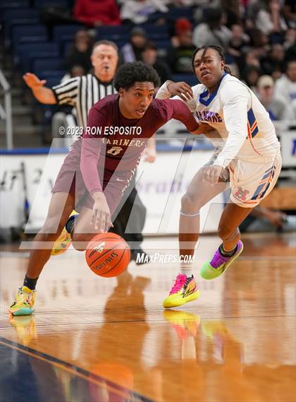 Thumbnail 1 in Southampton vs Malverne (NYSPHSAA Class B Semi-Regional Playoff) photogallery.