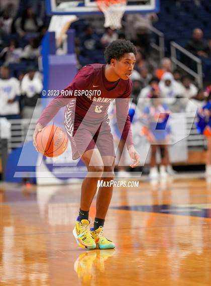 Thumbnail 2 in Southampton vs Malverne (NYSPHSAA Class B Semi-Regional Playoff) photogallery.
