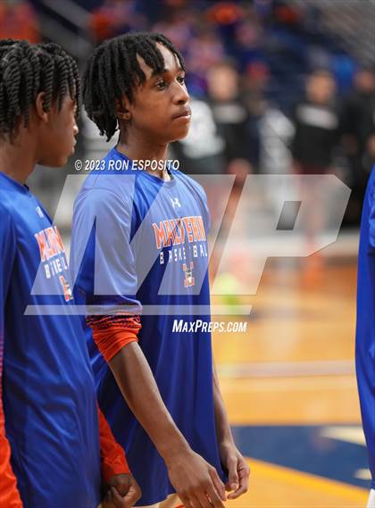 Thumbnail 2 in Southampton vs Malverne (NYSPHSAA Class B Semi-Regional Playoff) photogallery.