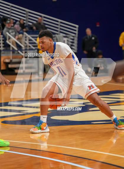 Thumbnail 3 in Southampton vs Malverne (NYSPHSAA Class B Semi-Regional Playoff) photogallery.