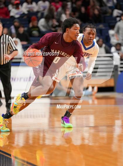 Thumbnail 2 in Southampton vs Malverne (NYSPHSAA Class B Semi-Regional Playoff) photogallery.