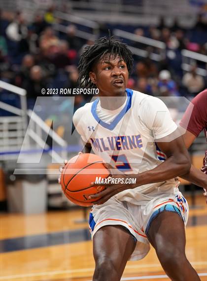 Thumbnail 2 in Southampton vs Malverne (NYSPHSAA Class B Semi-Regional Playoff) photogallery.