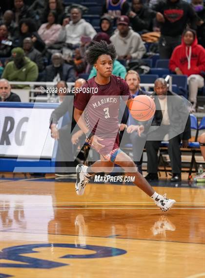 Thumbnail 2 in Southampton vs Malverne (NYSPHSAA Class B Semi-Regional Playoff) photogallery.