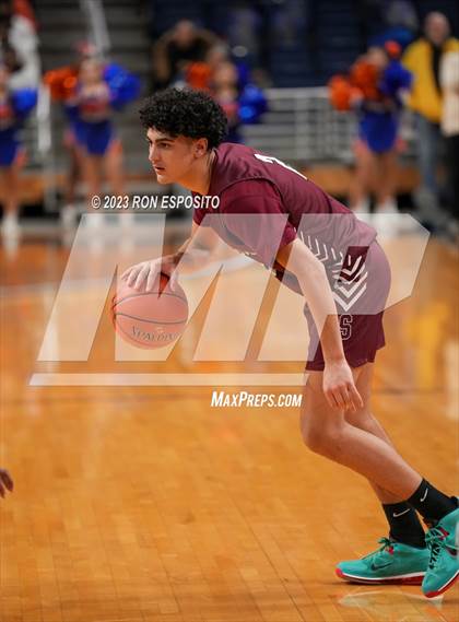Thumbnail 2 in Southampton vs Malverne (NYSPHSAA Class B Semi-Regional Playoff) photogallery.