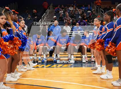 Thumbnail 1 in Southampton vs Malverne (NYSPHSAA Class B Semi-Regional Playoff) photogallery.