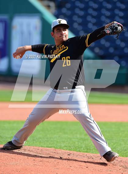 Thumbnail 2 in Jonathan Law vs. Xavier (Dunkin Donuts Park) photogallery.