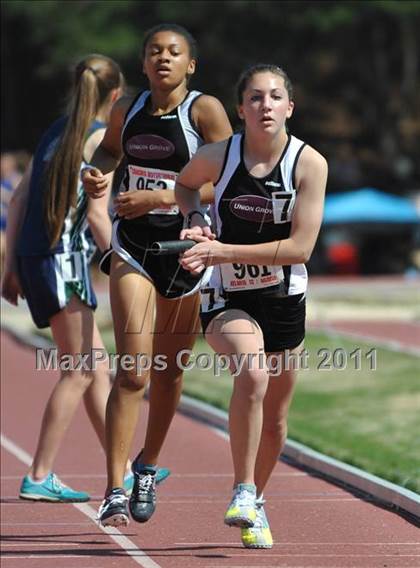 Thumbnail 2 in Georgia Coaches Invitational photogallery.