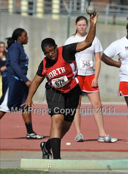 Thumbnail 3 in Georgia Coaches Invitational photogallery.