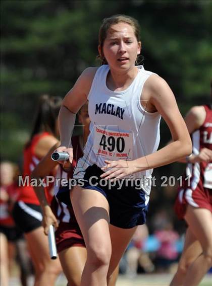 Thumbnail 3 in Georgia Coaches Invitational photogallery.