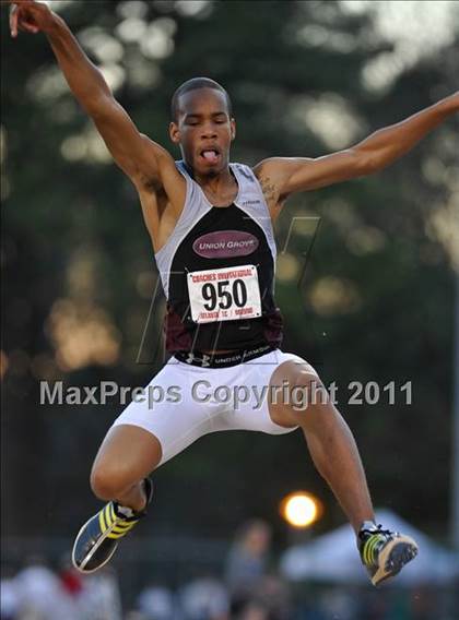 Thumbnail 2 in Georgia Coaches Invitational photogallery.