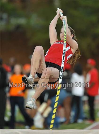 Thumbnail 3 in Georgia Coaches Invitational photogallery.