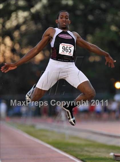 Thumbnail 3 in Georgia Coaches Invitational photogallery.
