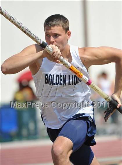 Thumbnail 3 in Georgia Coaches Invitational photogallery.