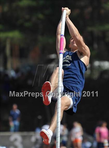 Thumbnail 2 in Georgia Coaches Invitational photogallery.